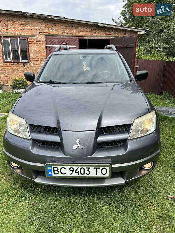 Внедорожник / Кроссовер Mitsubishi Outlander 2008 в 