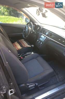 Внедорожник / Кроссовер Mitsubishi Outlander 2007 в 