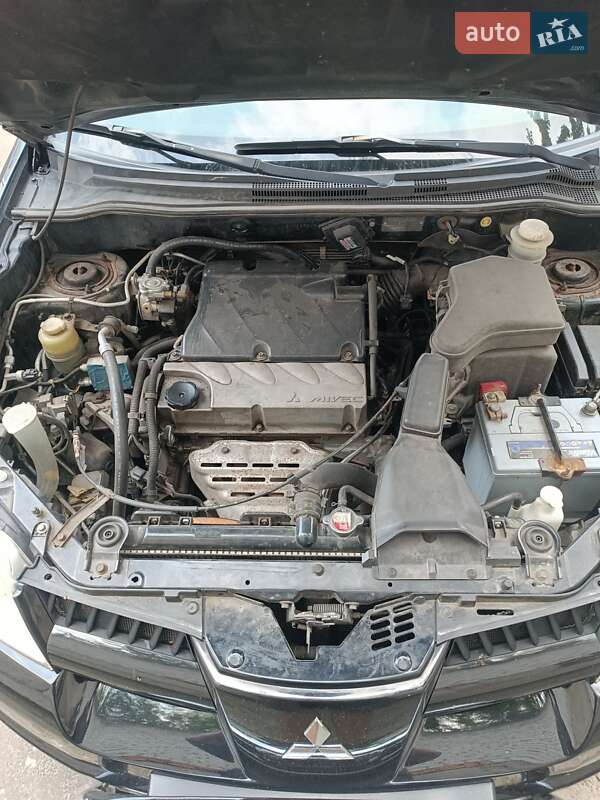Позашляховик / Кросовер Mitsubishi Outlander 2007 в Харкові