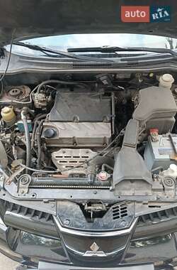 Внедорожник / Кроссовер Mitsubishi Outlander 2007 в 
