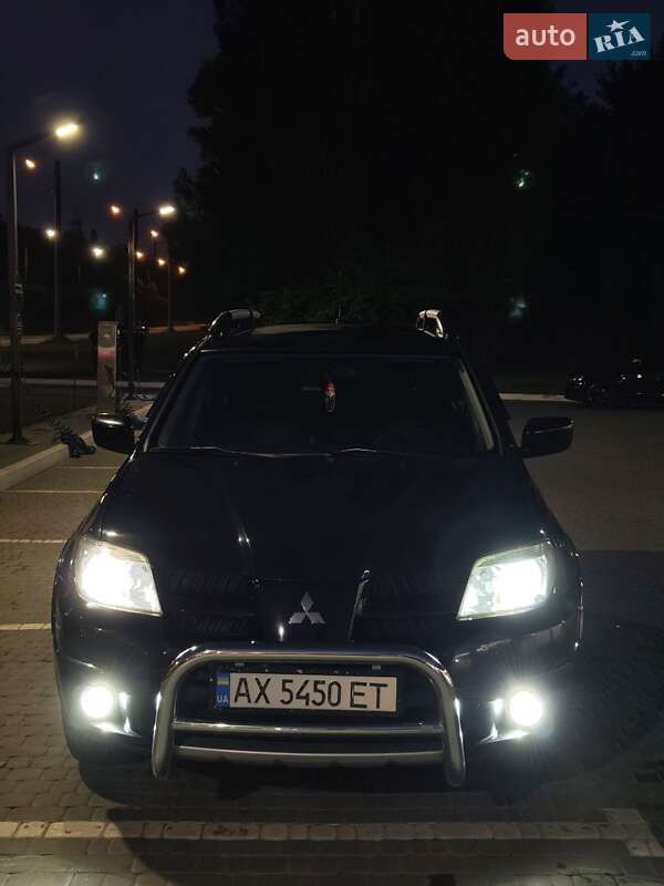 Позашляховик / Кросовер Mitsubishi Outlander 2007 в Харкові