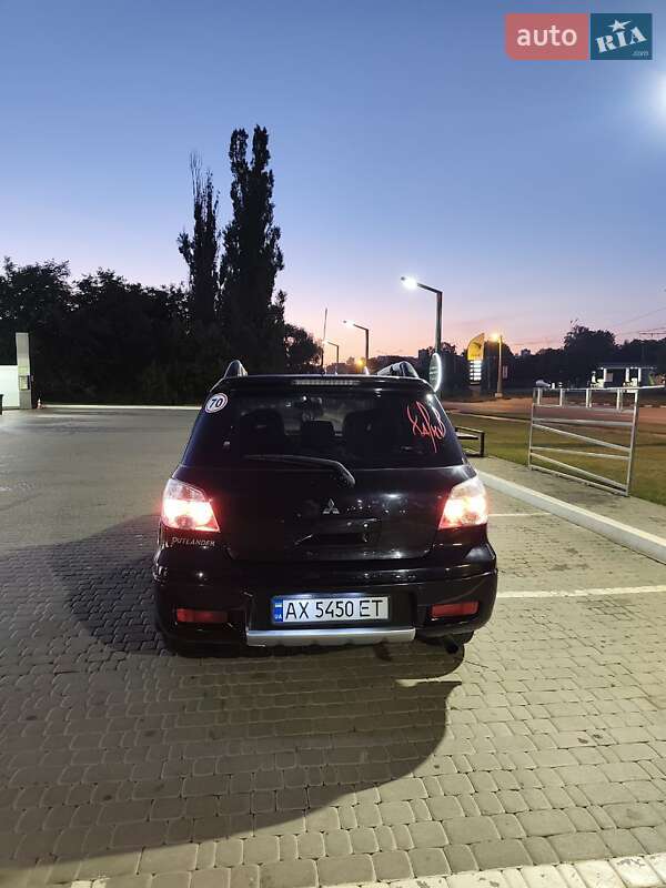 Позашляховик / Кросовер Mitsubishi Outlander 2007 в Харкові