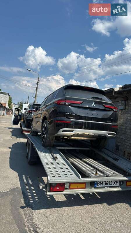 Внедорожник / Кроссовер Mitsubishi Outlander 2024 в Одессе