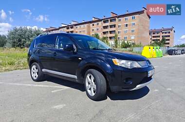Внедорожник / Кроссовер Mitsubishi Outlander 2009 в 
