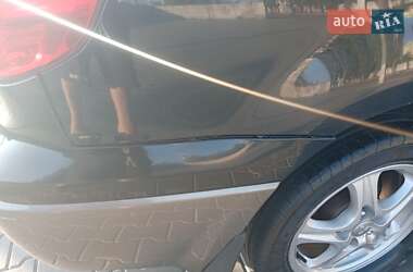 Позашляховик / Кросовер Mitsubishi Outlander 2005 в 