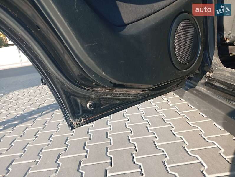 Внедорожник / Кроссовер Mitsubishi Outlander 2005 в Коцюбинском фото 23 Внедорожник / Кроссовер Mitsubishi Outlander 2005 в Коцюбинском