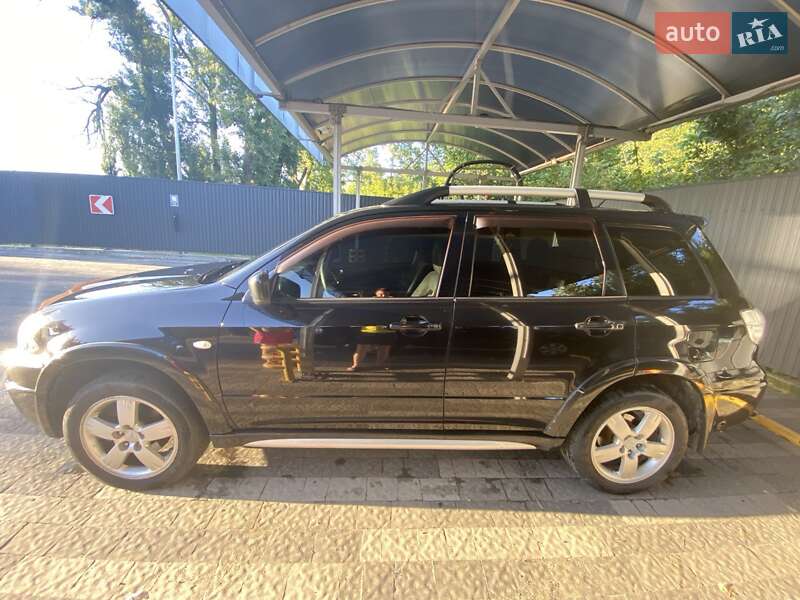Внедорожник / Кроссовер Mitsubishi Outlander 2007 в Василькове