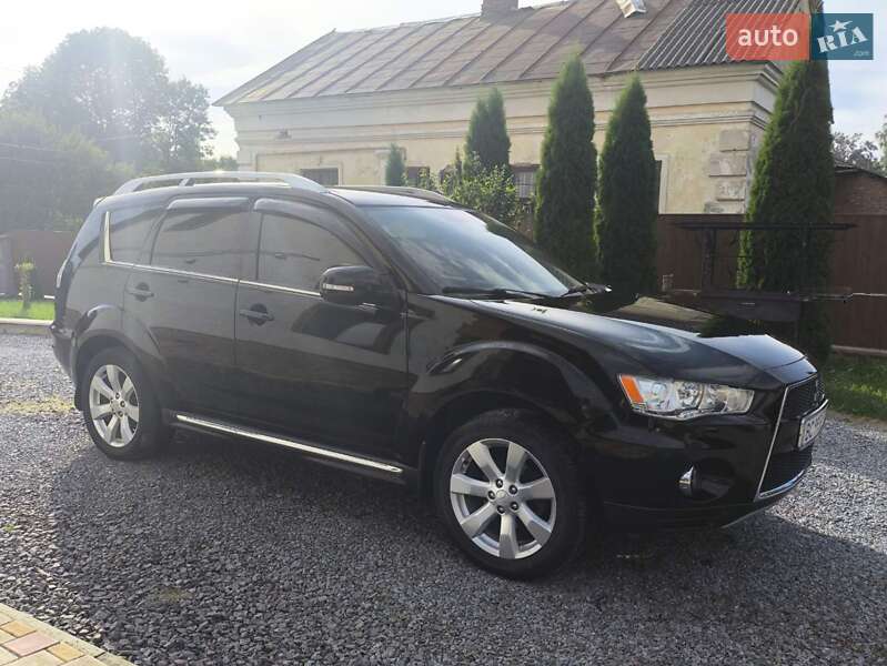 Mitsubishi Outlander 2010