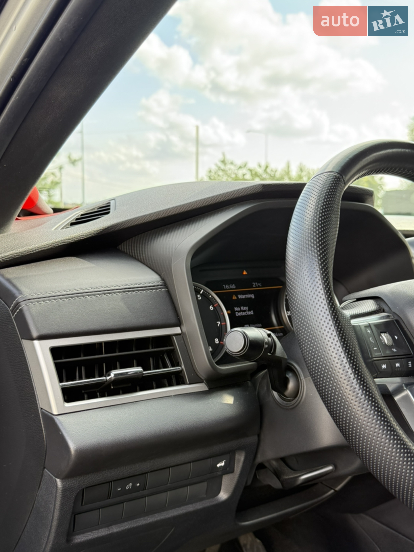 2022 Mitsubishi Outlander - мініатюра 17