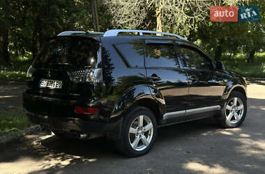 Внедорожник / Кроссовер Mitsubishi Outlander 2008 в 