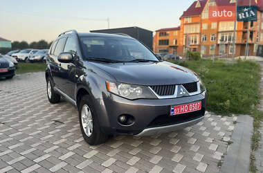 Внедорожник / Кроссовер Mitsubishi Outlander 2009 в Староконстантинове