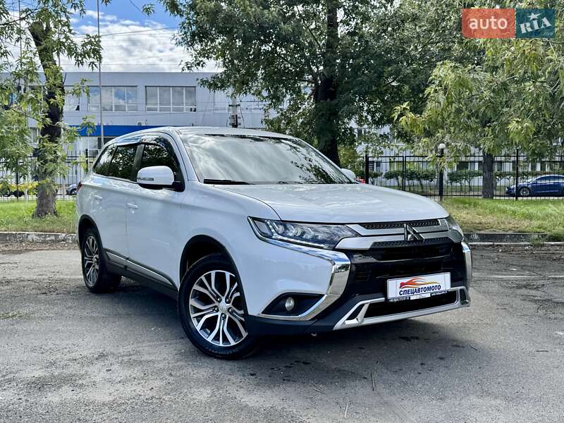 Mitsubishi Outlander 2017