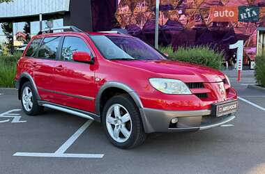 Позашляховик / Кросовер Mitsubishi Outlander 2006 в Києві