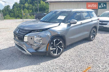 Mitsubishi Outlander 2023