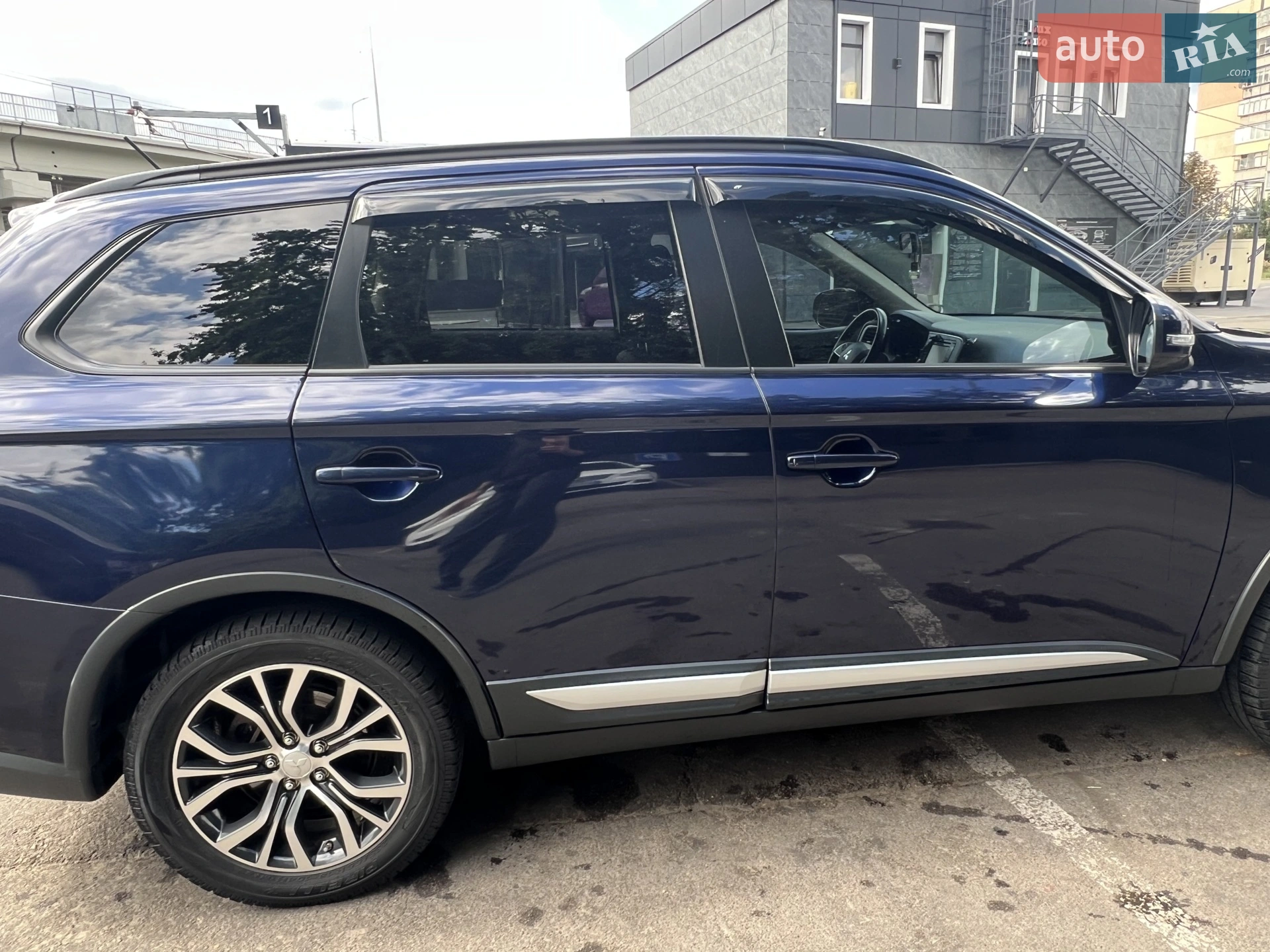 2016 Mitsubishi Outlander - мініатюра 3
