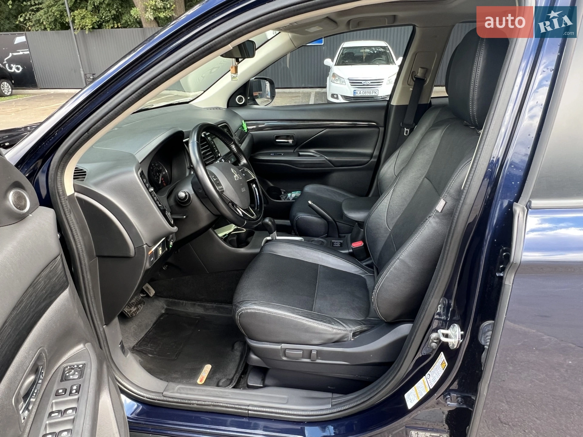 2016 Mitsubishi Outlander - мініатюра 8