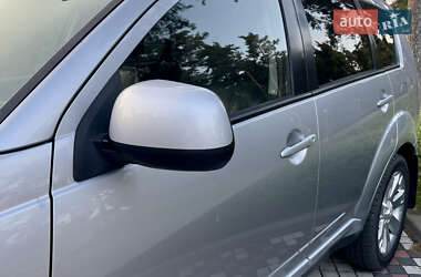 Внедорожник / Кроссовер Mitsubishi Outlander 2008 в 