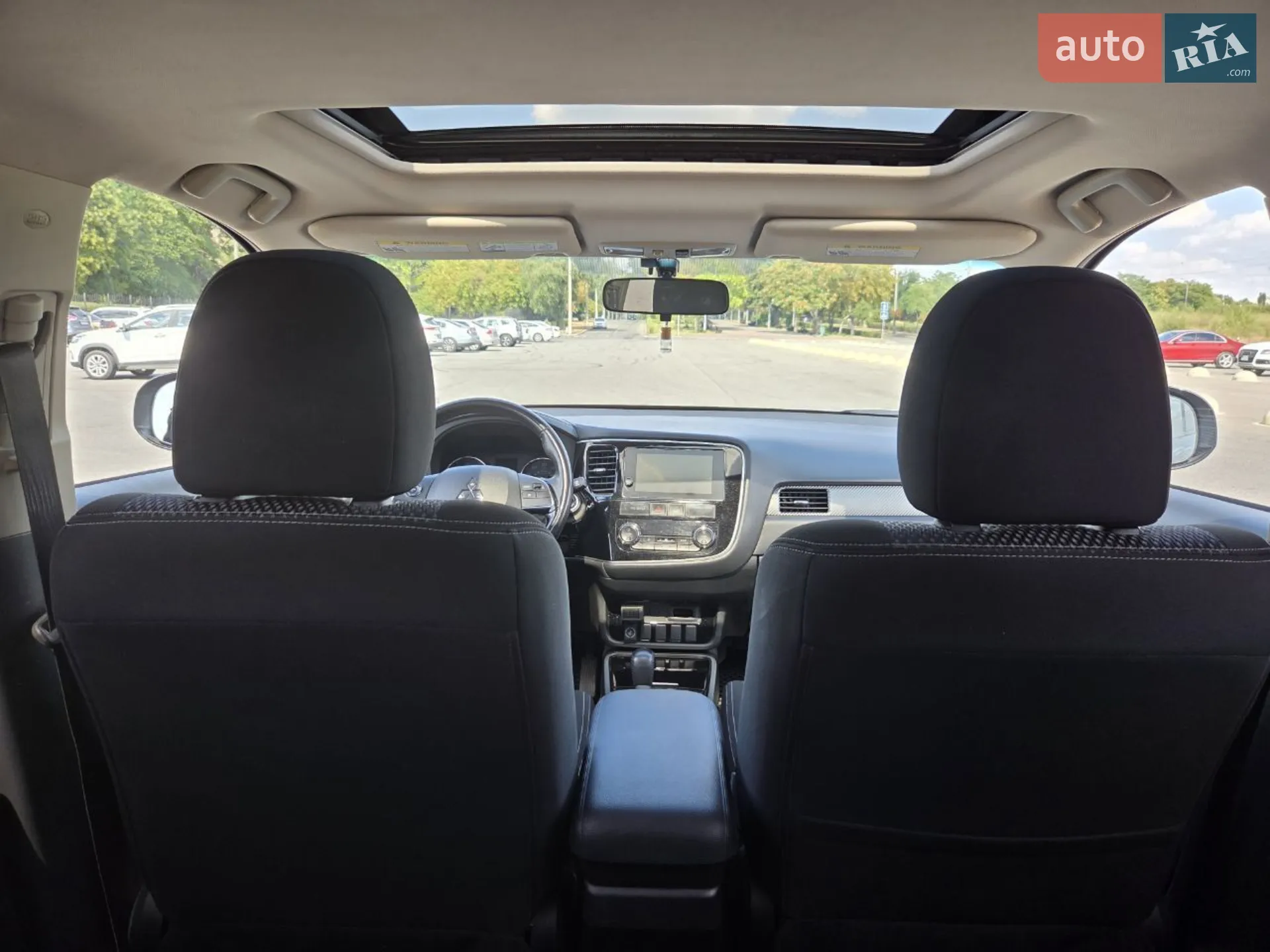2017 Mitsubishi Outlander - мініатюра 13