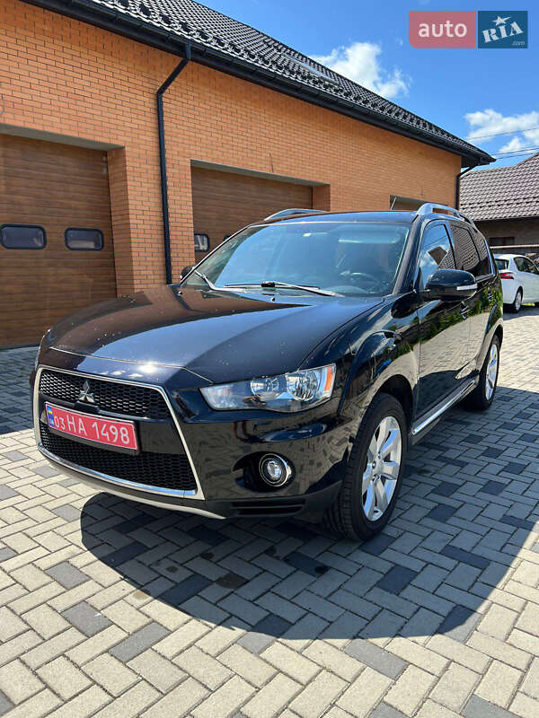 Mitsubishi Outlander 2010