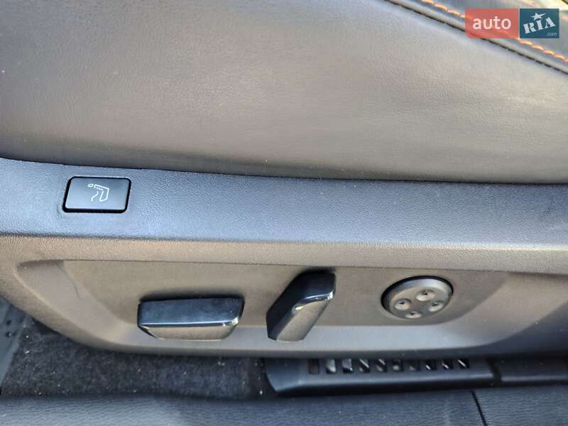 Позашляховик / Кросовер Mitsubishi Outlander 2022 в Дніпрі