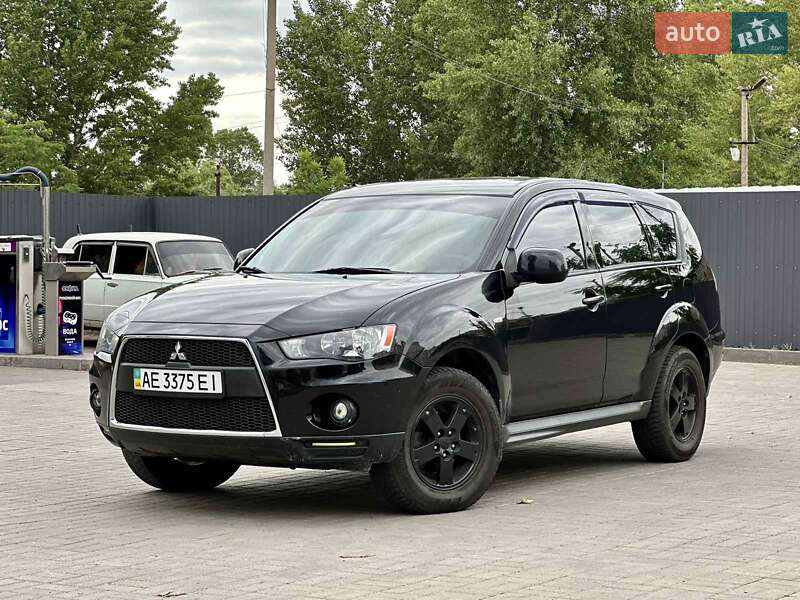 Внедорожник / Кроссовер Mitsubishi Outlander 2010 в Днепре