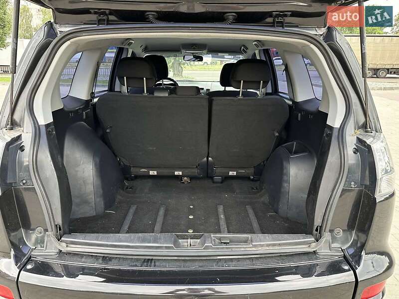 Внедорожник / Кроссовер Mitsubishi Outlander 2010 в Днепре