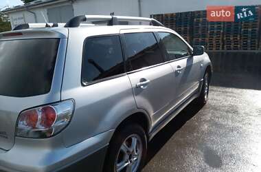 Внедорожник / Кроссовер Mitsubishi Outlander 2003 в 