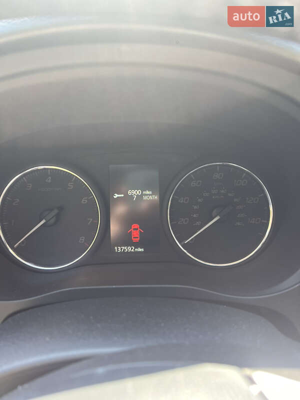 Позашляховик / Кросовер Mitsubishi Outlander 2015 в Львові