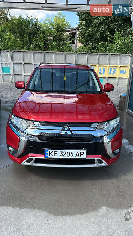 Позашляховик / Кросовер Mitsubishi Outlander 2019 в Дніпрі