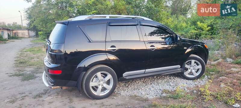 Внедорожник / Кроссовер Mitsubishi Outlander 2009 в Кривом Роге фото 4 Внедорожник / Кроссовер Mitsubishi Outlander 2009 в Кривом Роге