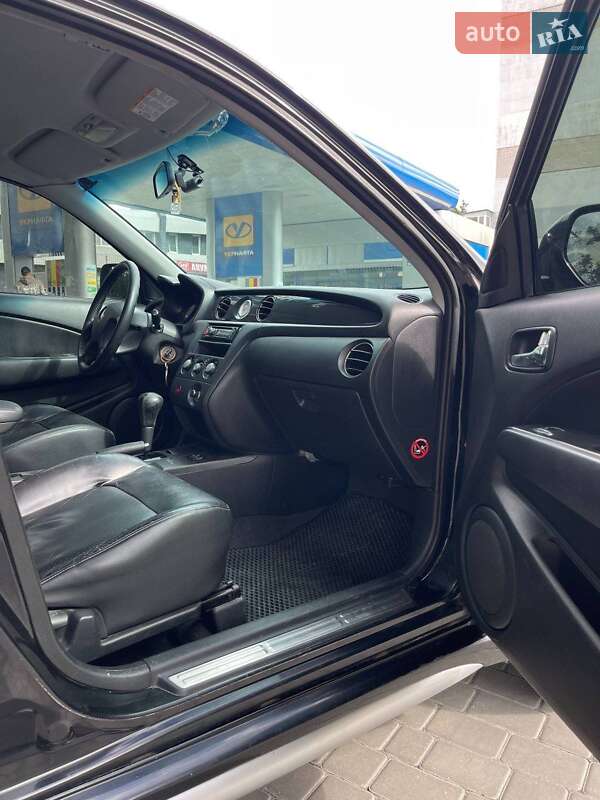 Внедорожник / Кроссовер Mitsubishi Outlander 2008 в Николаеве