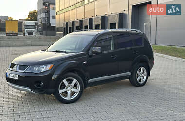 Внедорожник / Кроссовер Mitsubishi Outlander 2008 в 