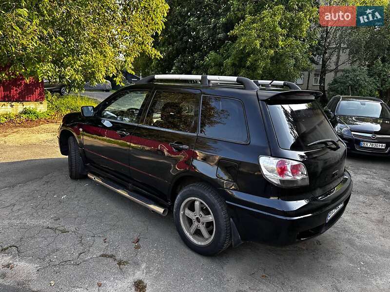 Позашляховик / Кросовер Mitsubishi Outlander 2003 в Хмельницькому