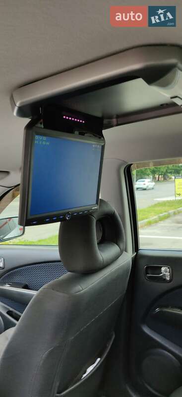 Внедорожник / Кроссовер Mitsubishi Outlander 2008 в Киеве фото 12 Внедорожник / Кроссовер Mitsubishi Outlander 2008 в Киеве