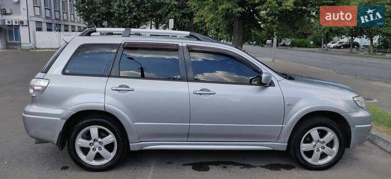 Внедорожник / Кроссовер Mitsubishi Outlander 2008 в Киеве фото 17 Внедорожник / Кроссовер Mitsubishi Outlander 2008 в Киеве