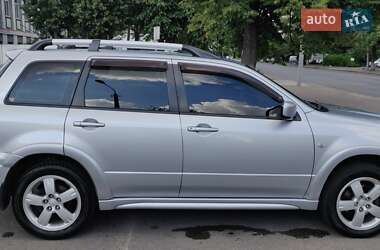 Внедорожник / Кроссовер Mitsubishi Outlander 2008 в 