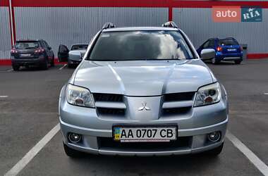 Внедорожник / Кроссовер Mitsubishi Outlander 2008 в 