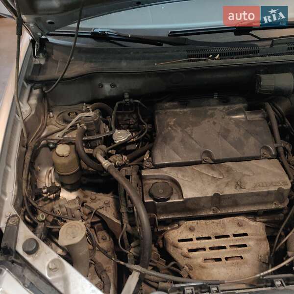 Внедорожник / Кроссовер Mitsubishi Outlander 2008 в Киеве фото 36 Внедорожник / Кроссовер Mitsubishi Outlander 2008 в Киеве