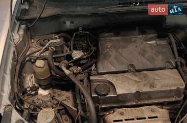 Внедорожник / Кроссовер Mitsubishi Outlander 2008 в 