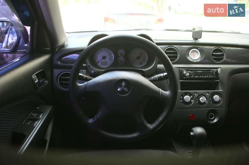 Внедорожник / Кроссовер Mitsubishi Outlander 2008 в Киеве