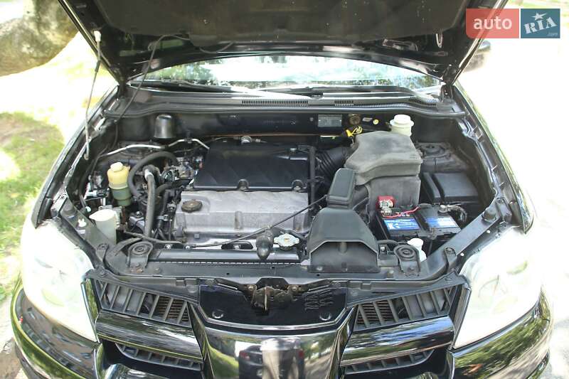 Внедорожник / Кроссовер Mitsubishi Outlander 2008 в Киеве