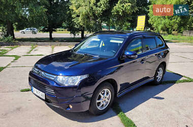Внедорожник / Кроссовер Mitsubishi Outlander 2012 в Миргороде