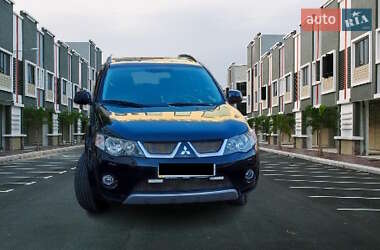 Позашляховик / Кросовер Mitsubishi Outlander 2008 в Києві