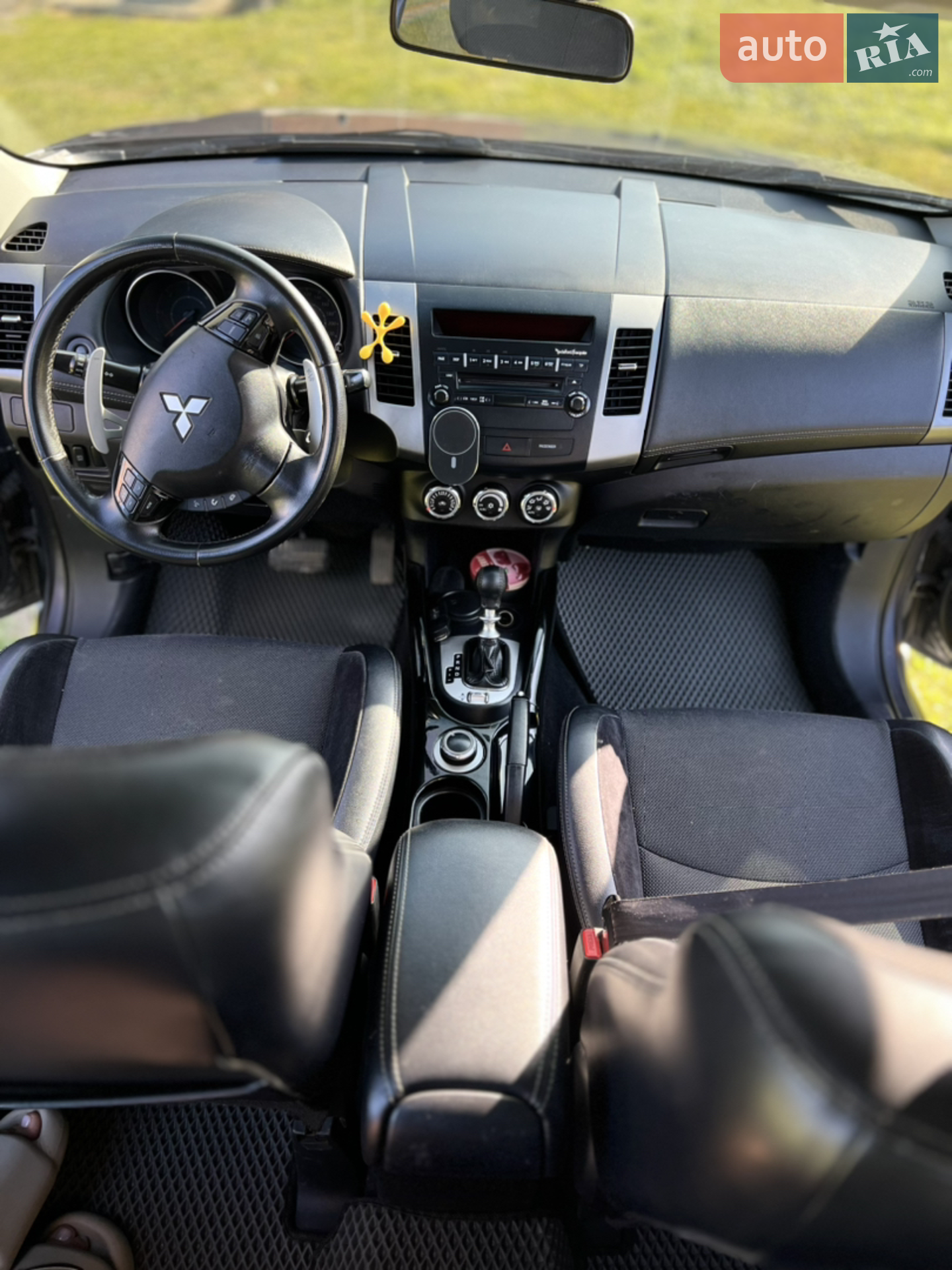 2011 Mitsubishi Outlander - мініатюра 25