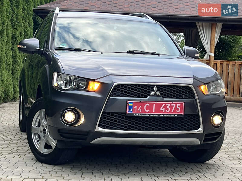 Mitsubishi Outlander 2010