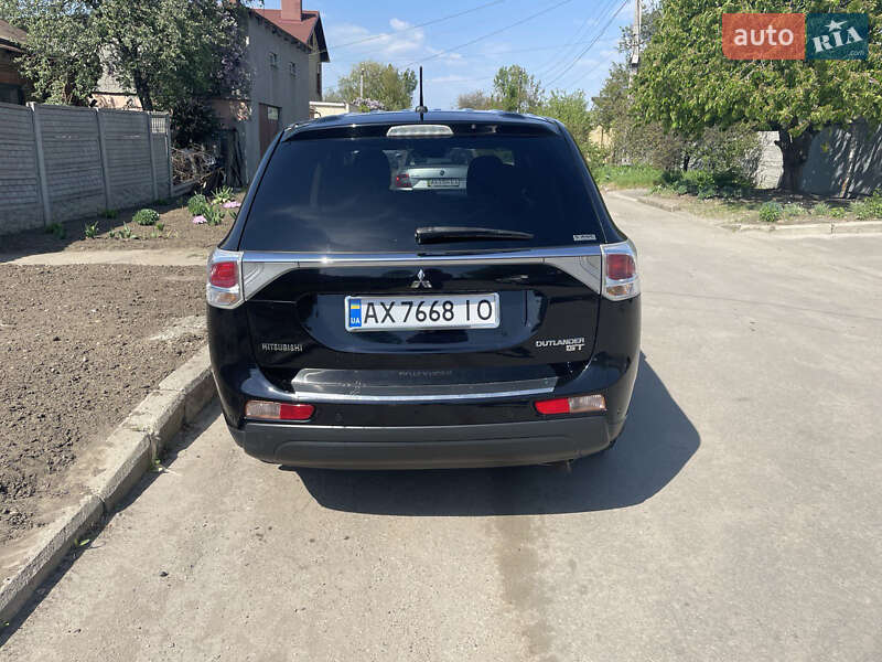 Позашляховик / Кросовер Mitsubishi Outlander 2013 в Харкові фото 5 Позашляховик / Кросовер Mitsubishi Outlander 2013 в Харкові