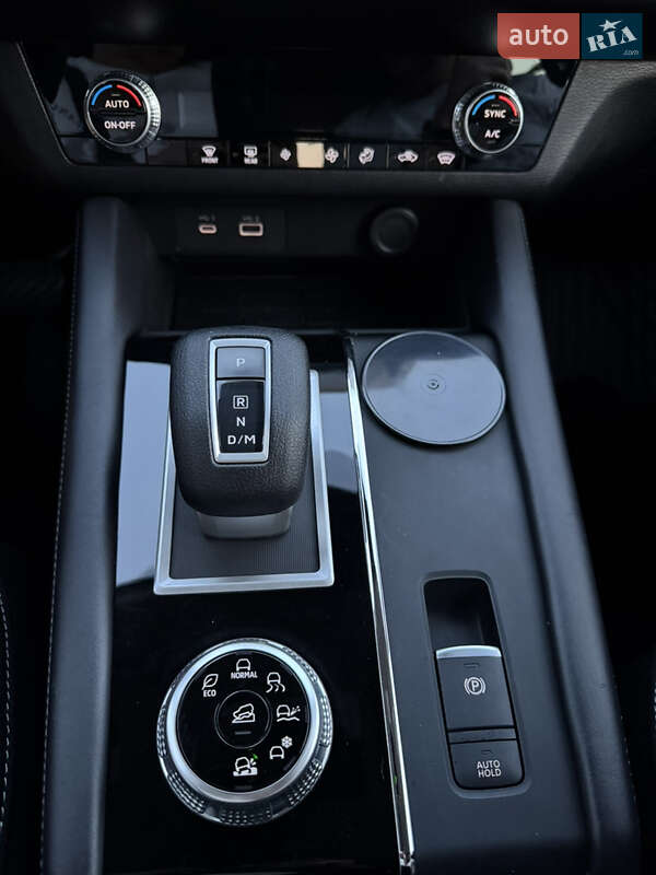 Позашляховик / Кросовер Mitsubishi Outlander 2022 в Житомирі фото 14 Позашляховик / Кросовер Mitsubishi Outlander 2022 в Житомирі