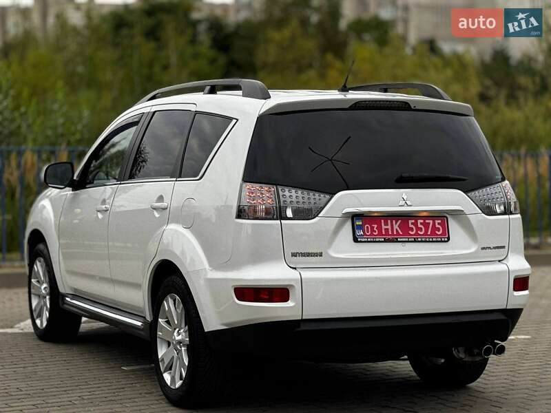 Внедорожник / Кроссовер Mitsubishi Outlander 2011 в Дрогобыче