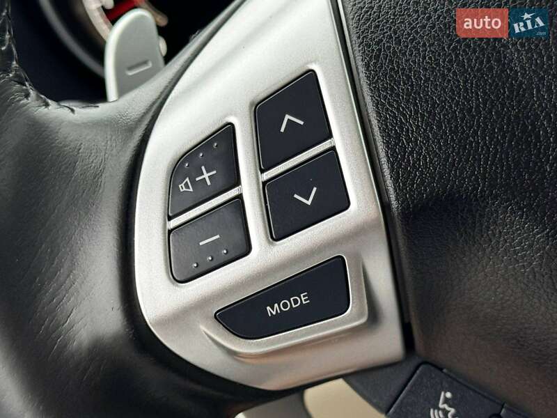 Внедорожник / Кроссовер Mitsubishi Outlander 2011 в Дрогобыче