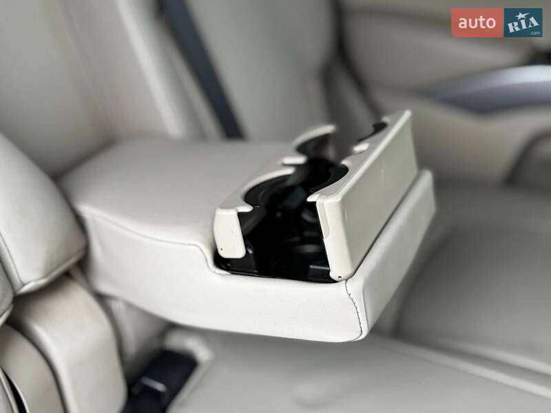 Внедорожник / Кроссовер Mitsubishi Outlander 2011 в Дрогобыче